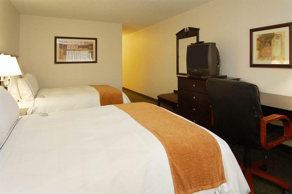 The Regency Hotel Dallas Exterior photo