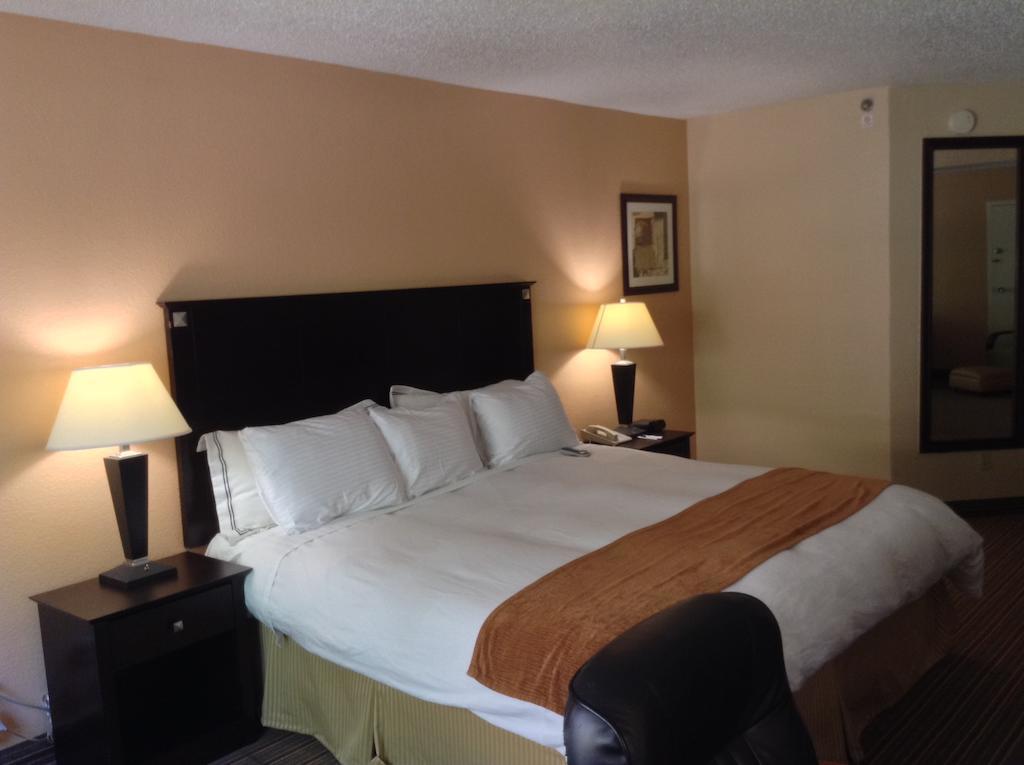 The Regency Hotel Dallas Exterior photo